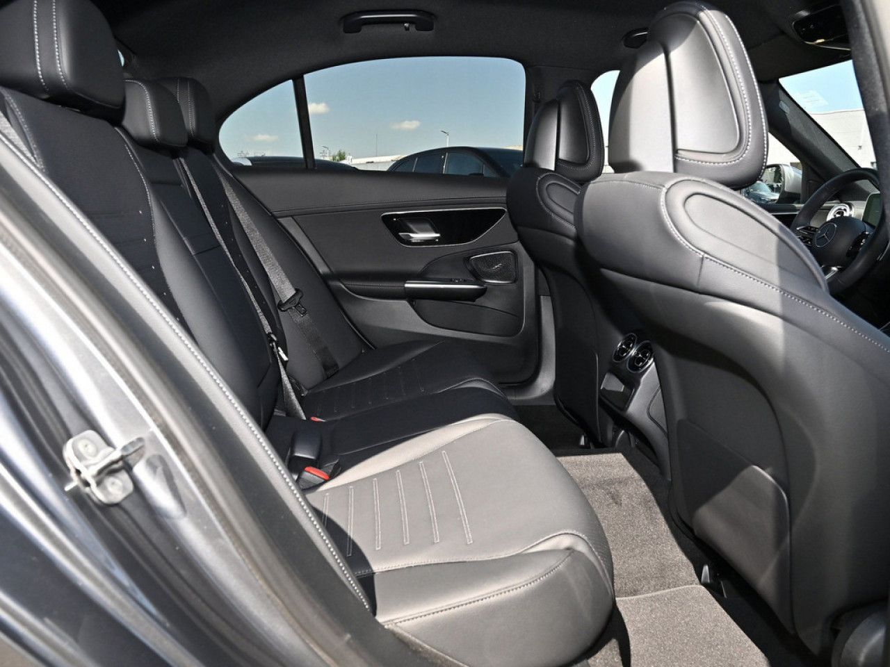 Mercedes-Benz C-Klasse – Bild 4