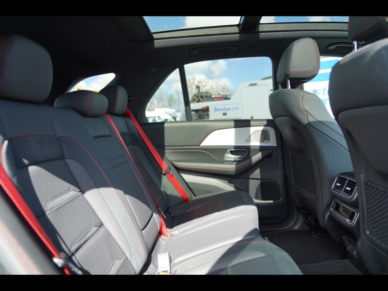 Fahrzeugbild 28 / 30