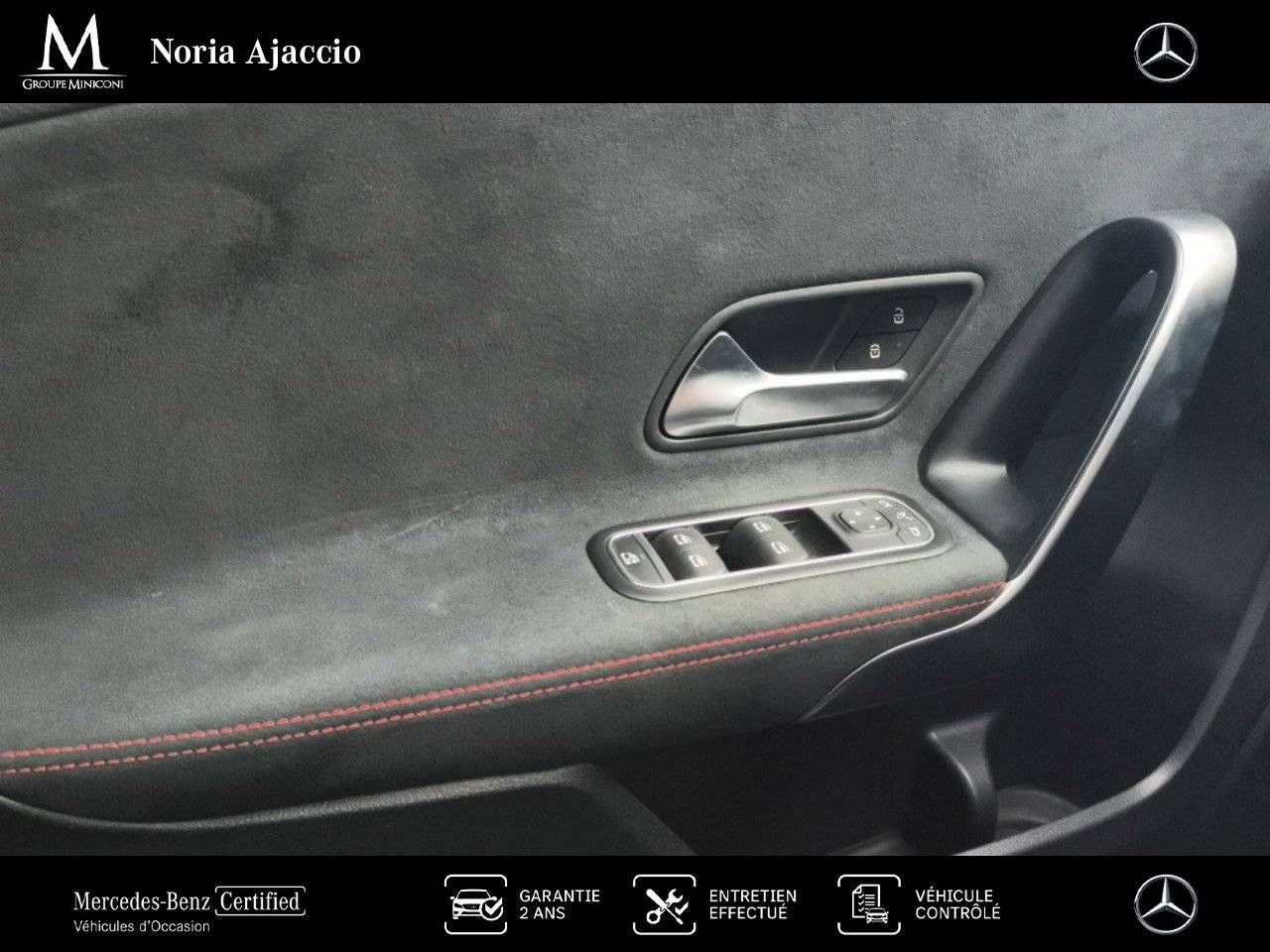 Photo du v&eacute;hicule 15 / 17