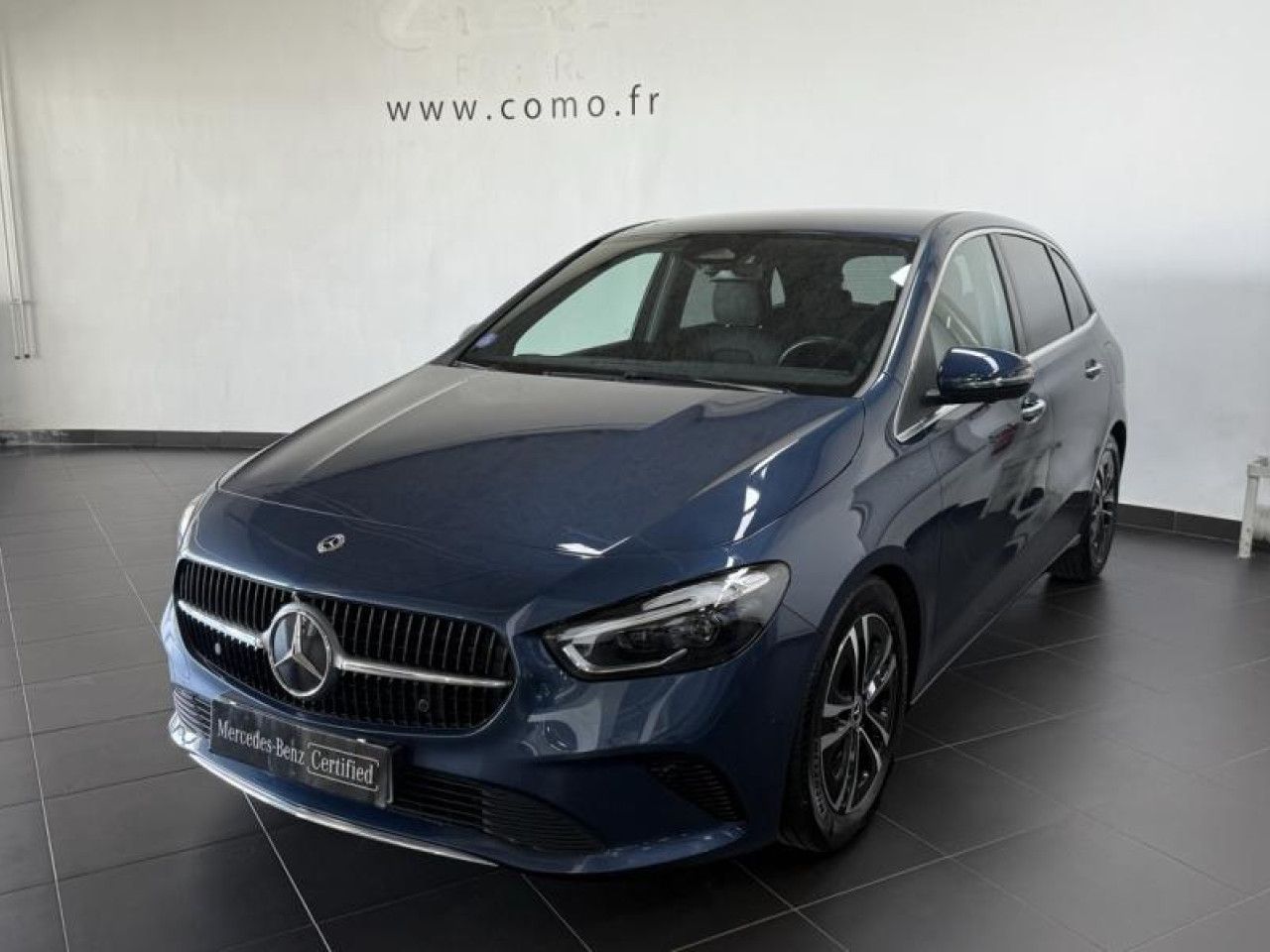 Photo du v&eacute;hicule 1 / 18