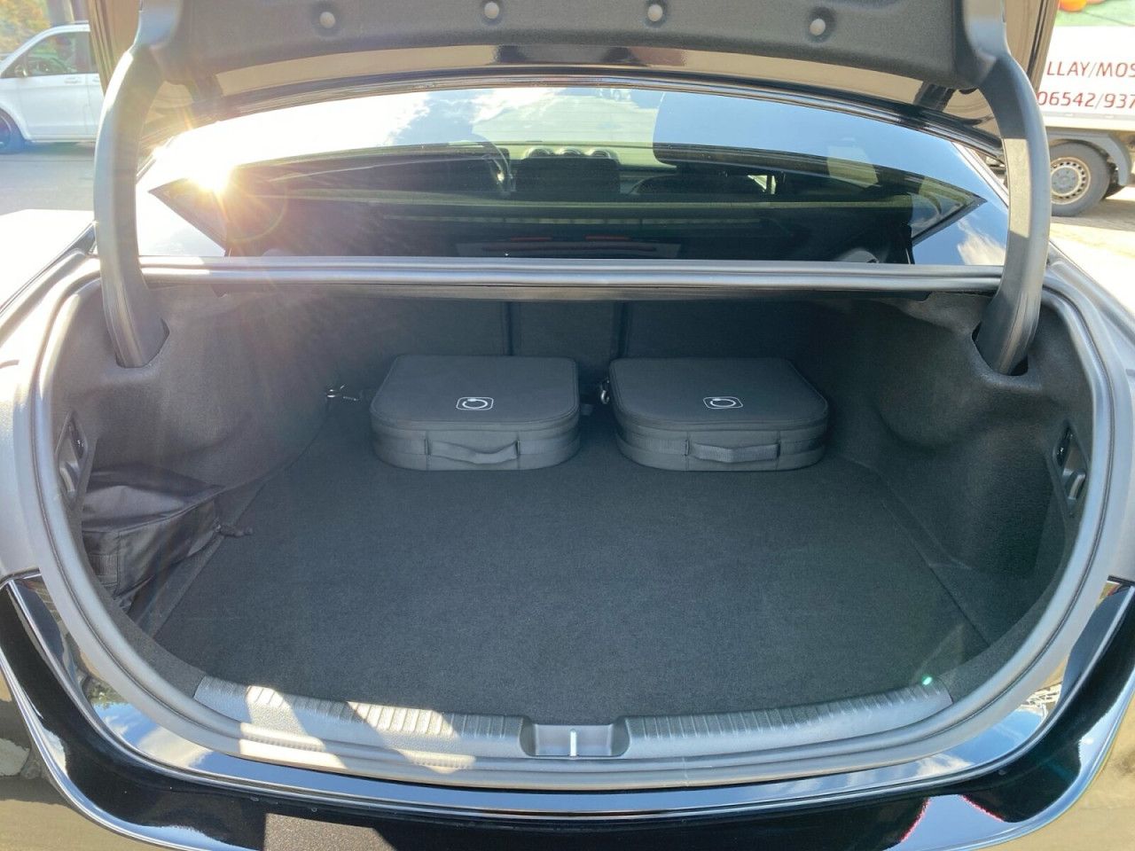 Mercedes-Benz C-Klasse – Bild 12