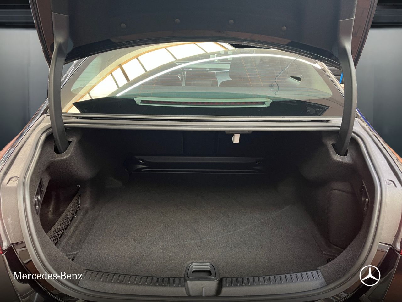 Mercedes-Benz E-Klasse – Bild 5