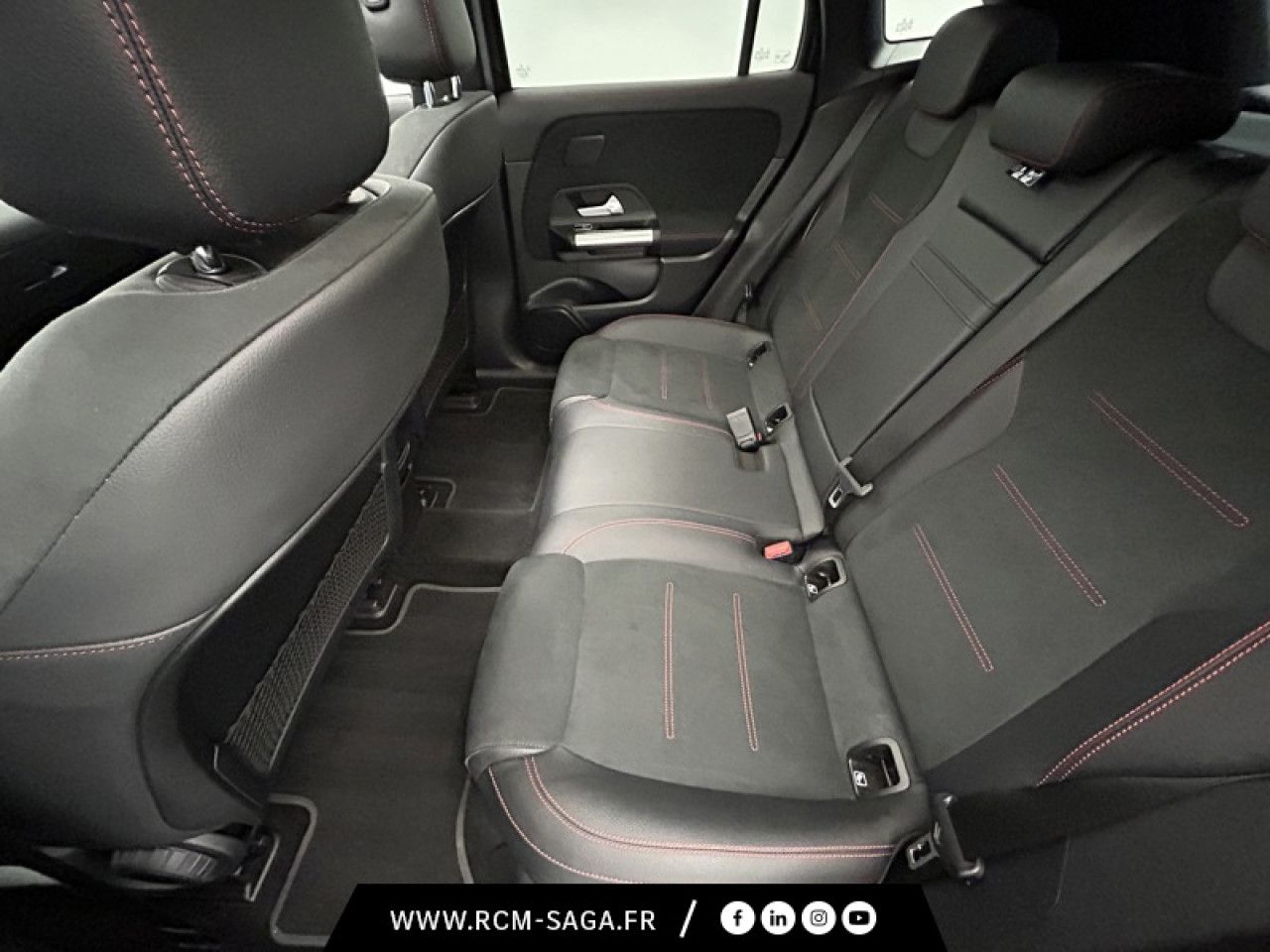 Photo du v&eacute;hicule 13 / 18