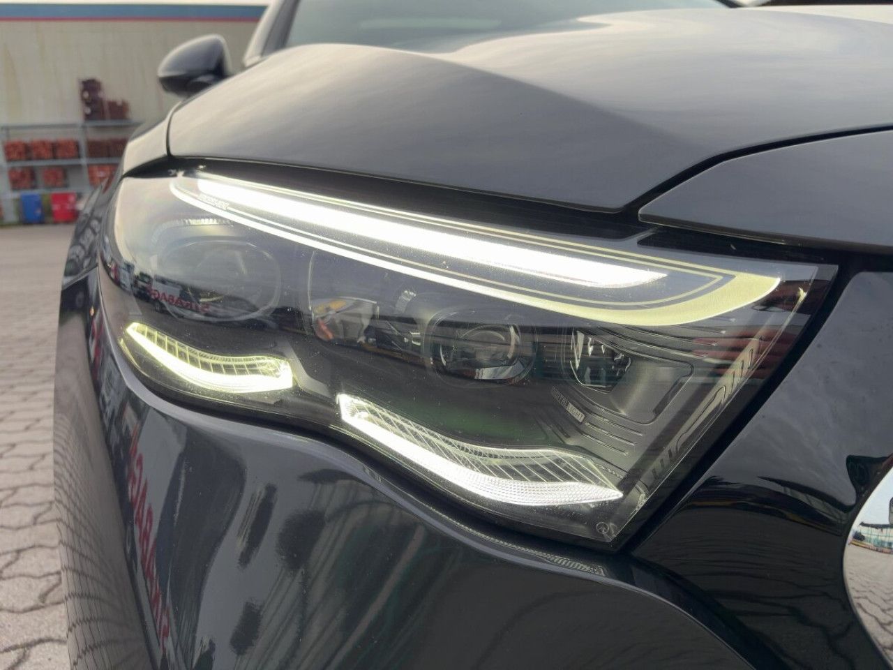 Mercedes-Benz E-Klasse – Bild 21