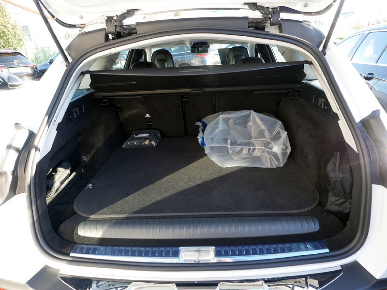 Mercedes-Benz E-Klasse – Bild 11