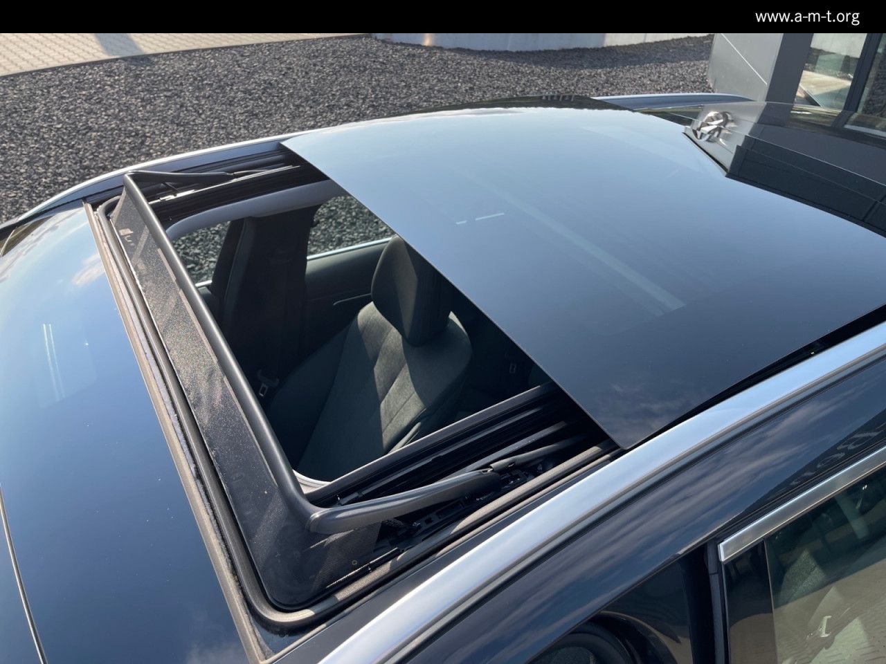 Mercedes-Benz E-Klasse – Bild 16