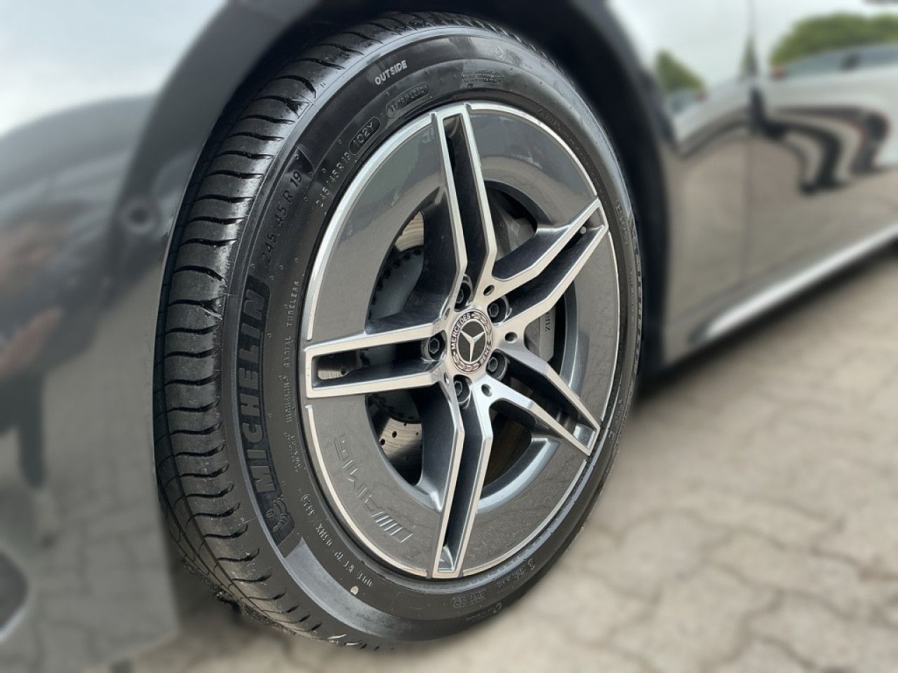 Mercedes-Benz E-Klasse – Bild 14