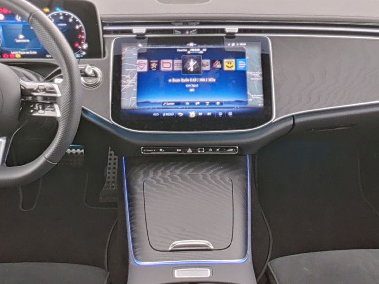 Mercedes-Benz E-Klasse – Bild 9