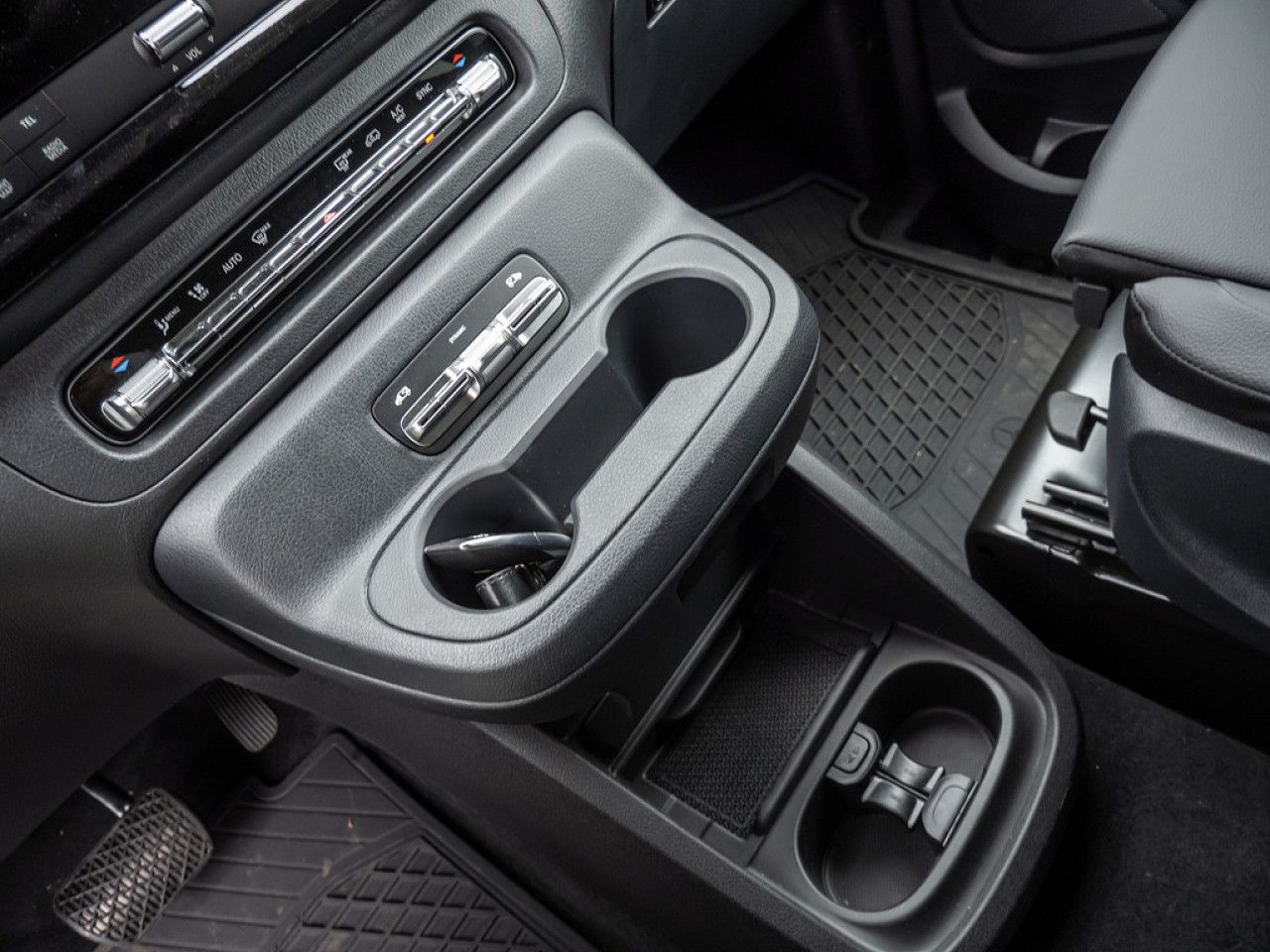Mercedes-Benz Vito – Bild 13