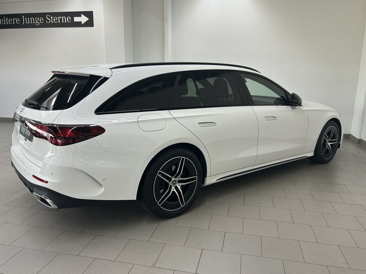 Mercedes-Benz E-Klasse – Bild 15