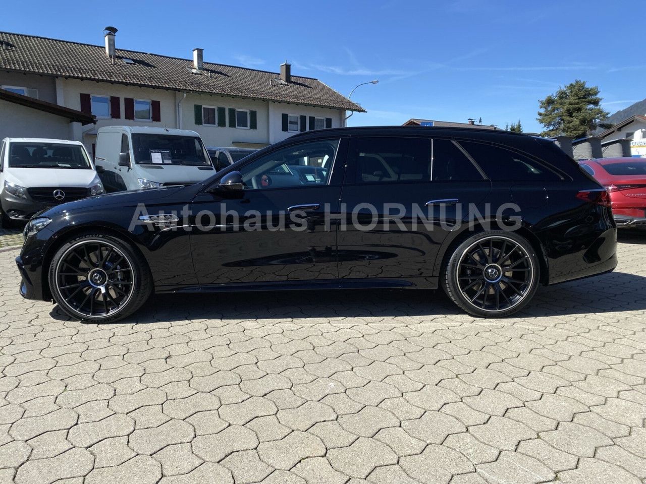 Mercedes-Benz E-Klasse – Bild 9