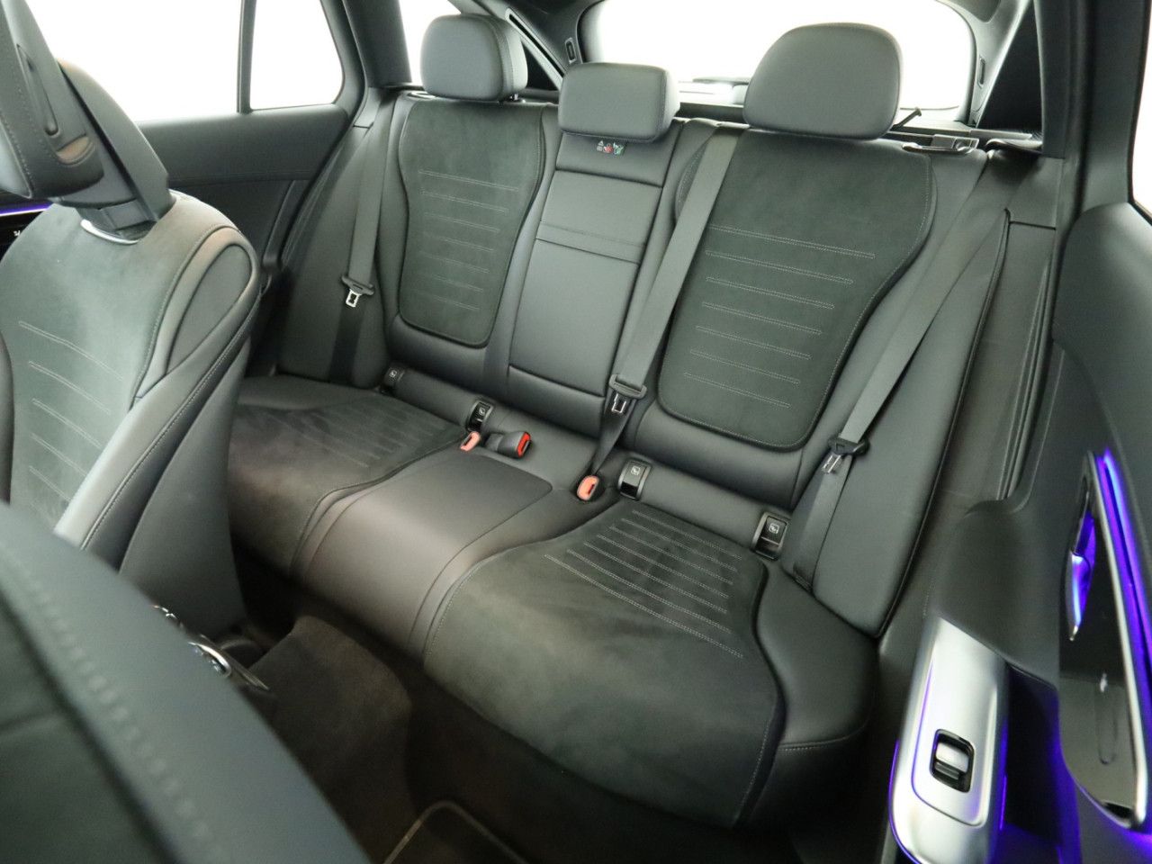 Mercedes-Benz C-Klasse – Bild 18