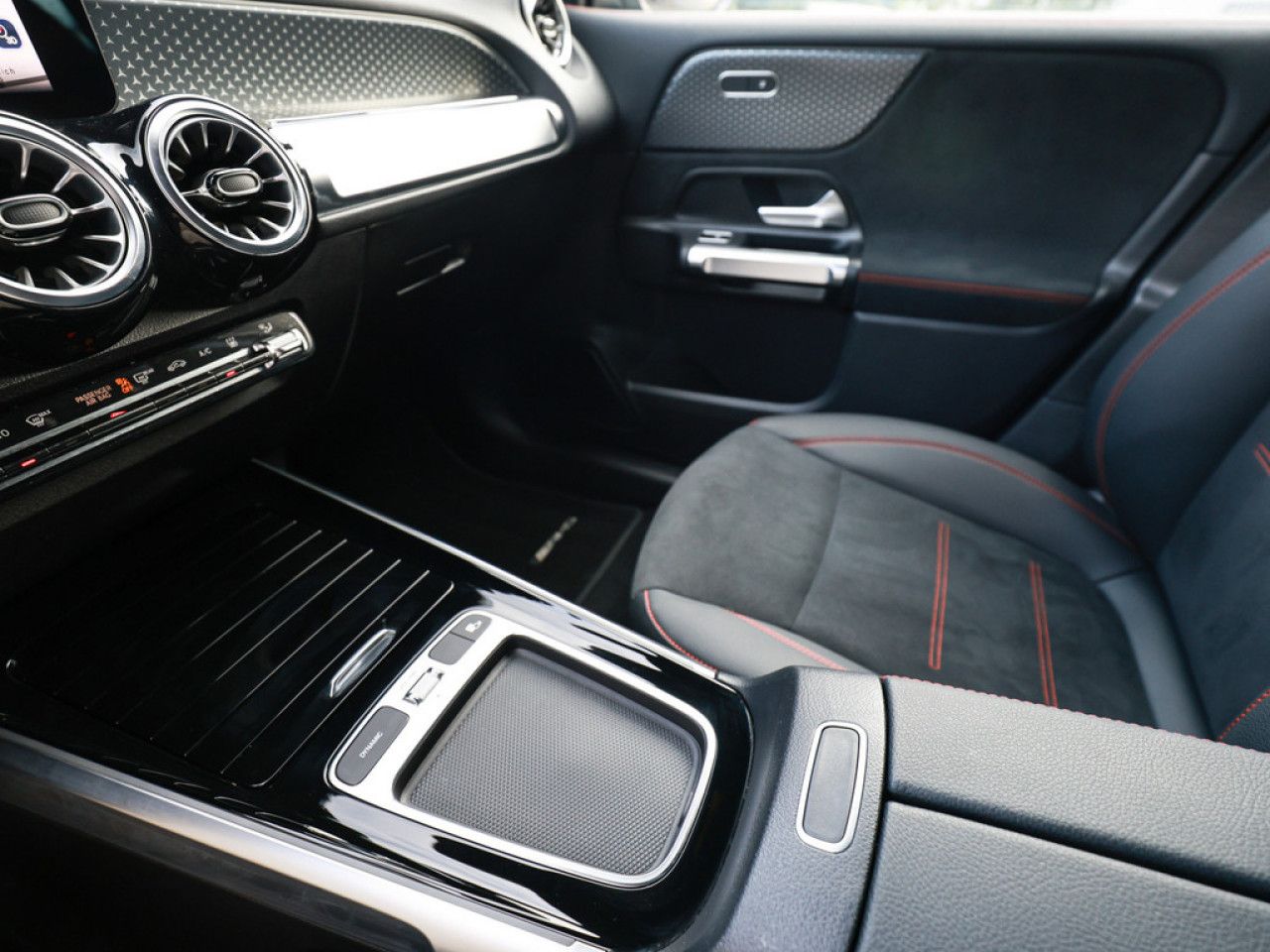 Mercedes-Benz EQB – Bild 17