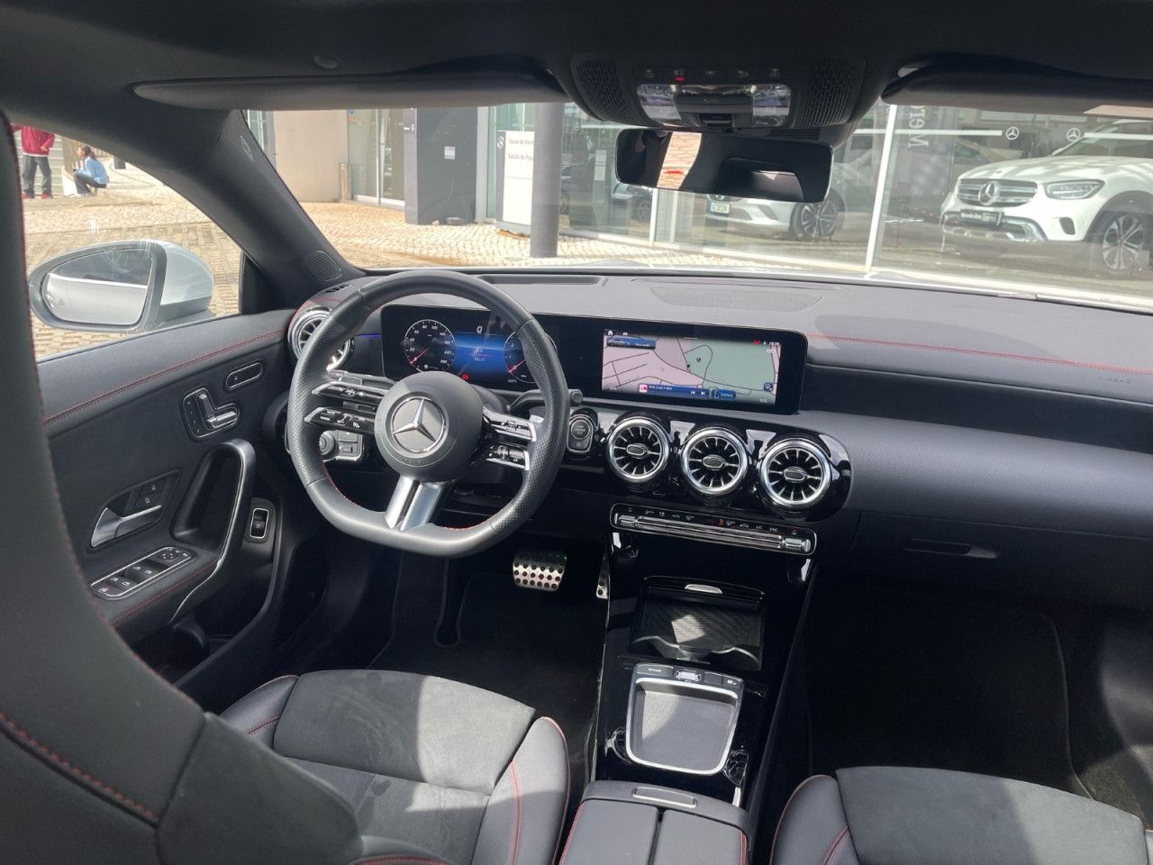 Imagem do ve&iacute;culo 6 / 12