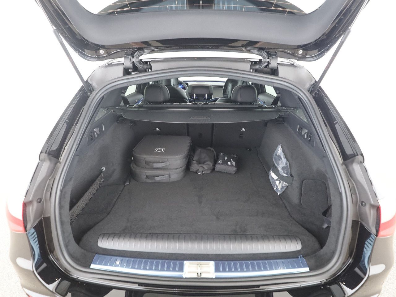 Mercedes-Benz E-Klasse – Bild 15