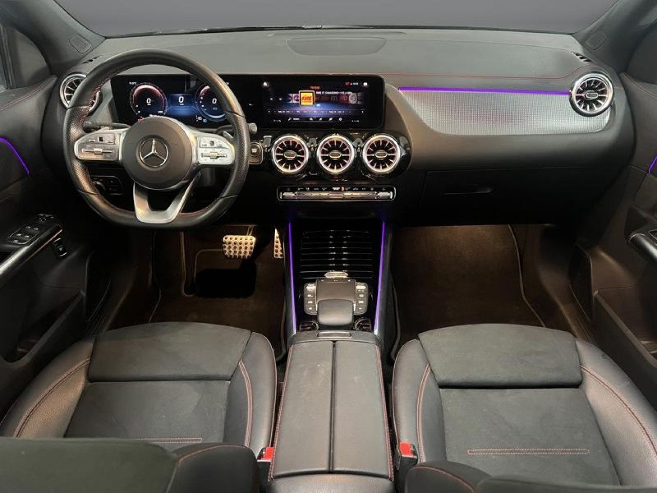 Photo du v&eacute;hicule 10 / 18