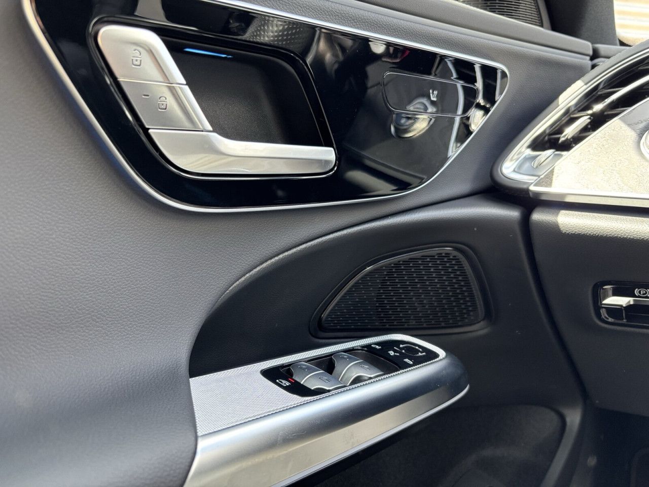 Mercedes-Benz E-Klasse – Bild 14