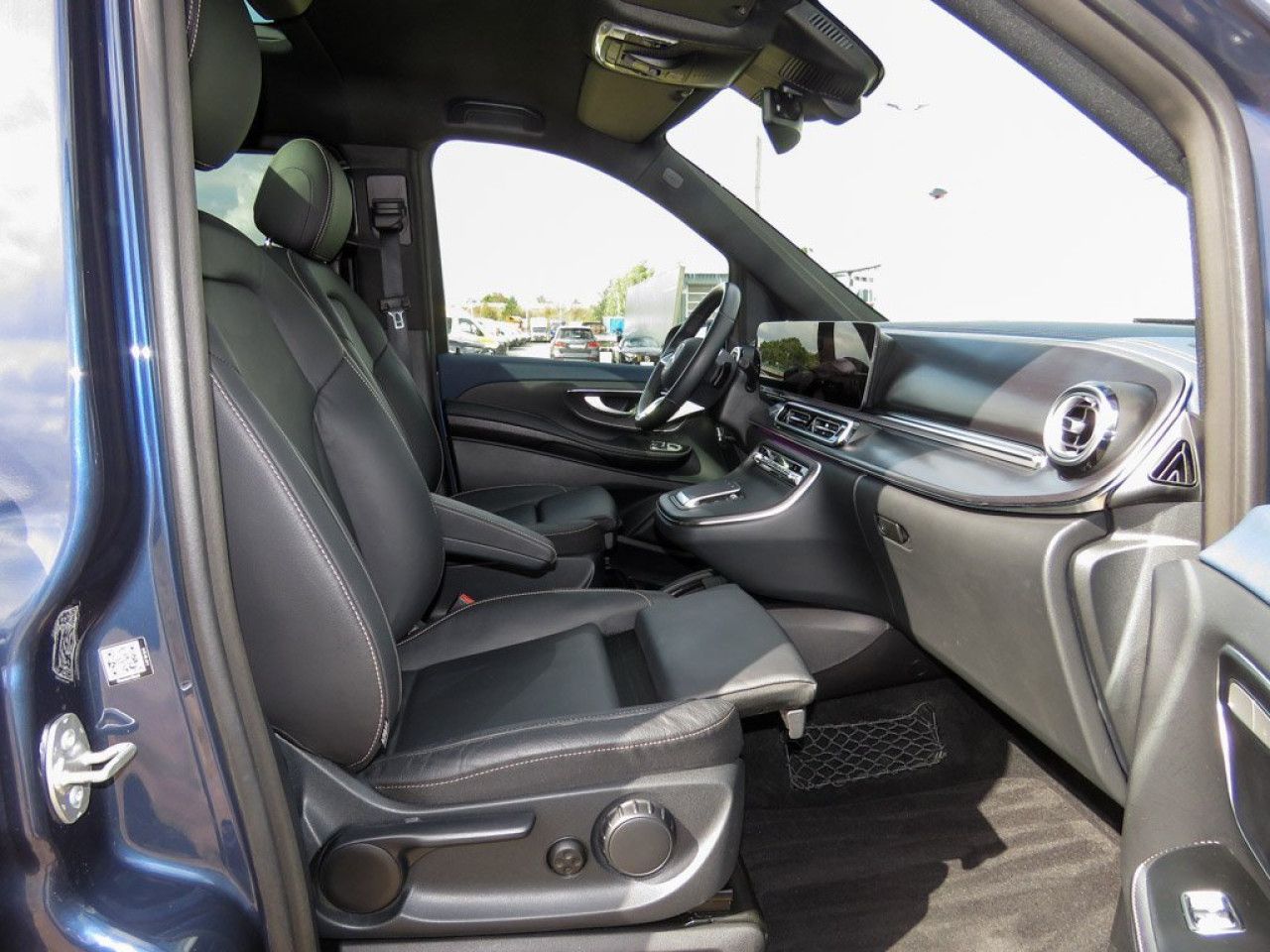 Mercedes-Benz EQV – Bild 11