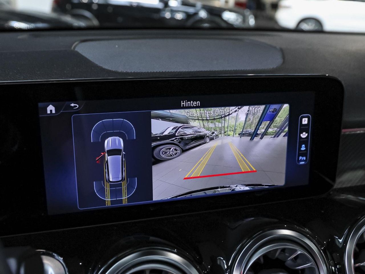 Mercedes-Benz GLB – Bild 16