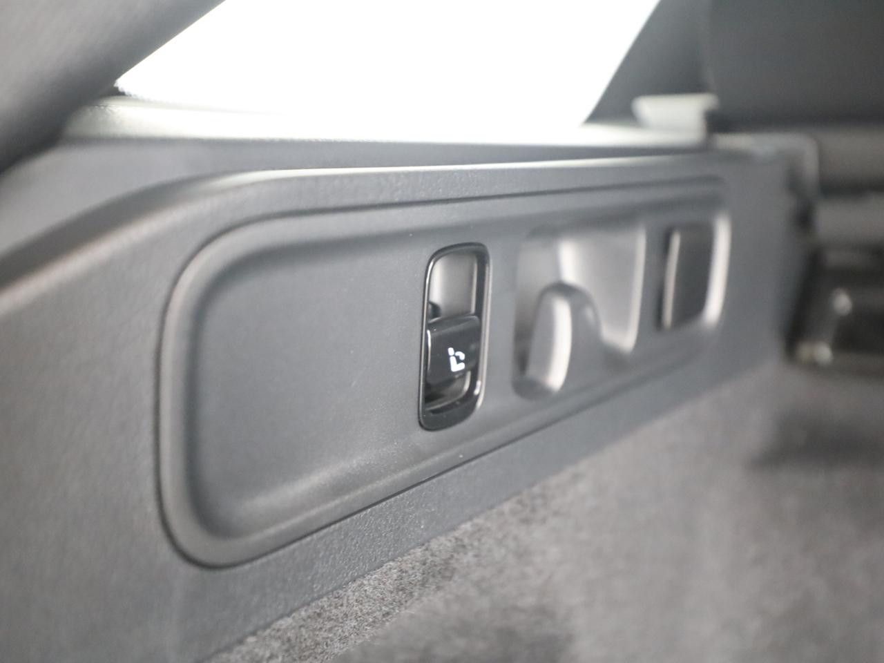 Mercedes-Benz C-Klasse – Bild 21
