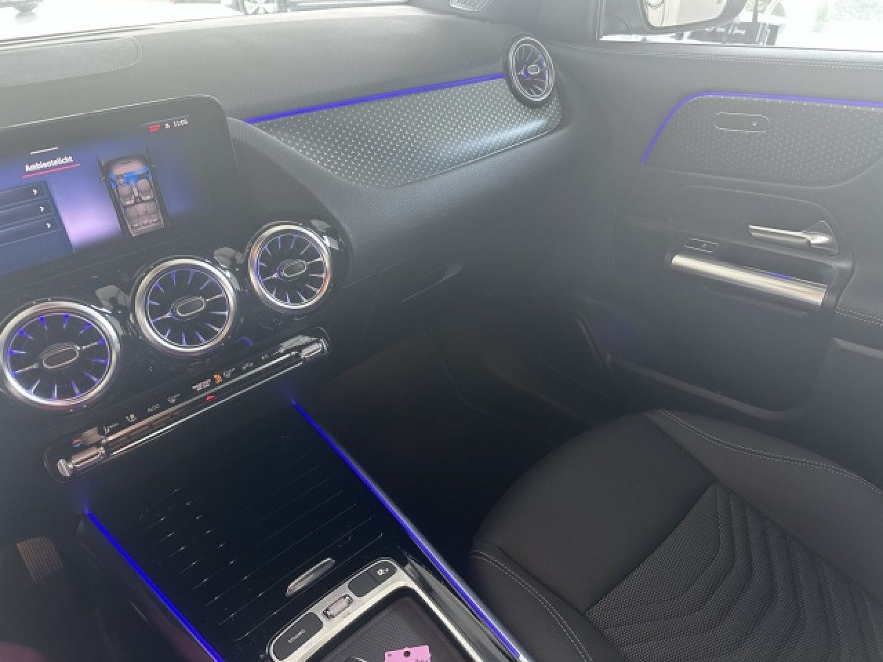 Mercedes-Benz EQA – Bild 17