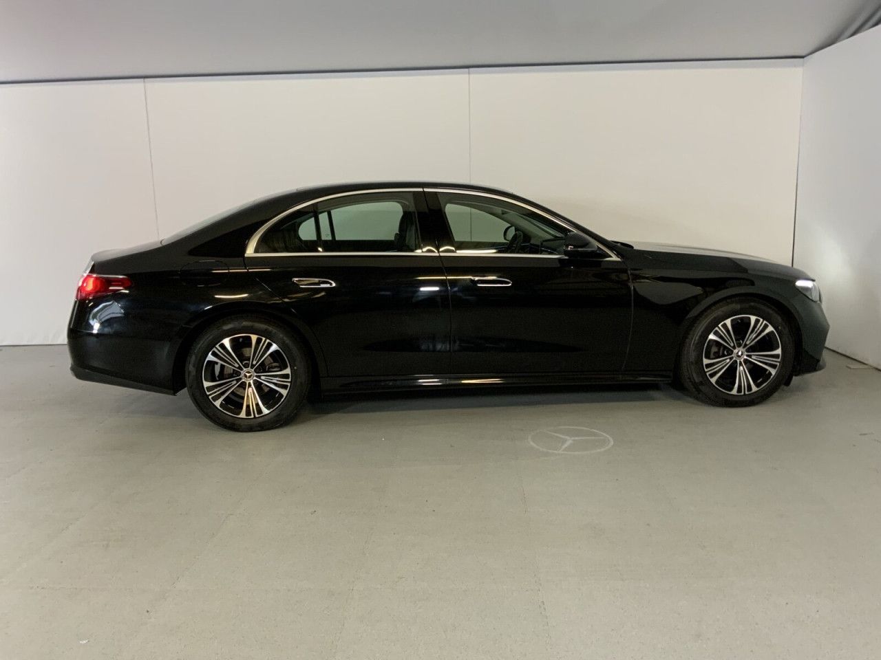 Mercedes-Benz E-Klasse – Bild 4