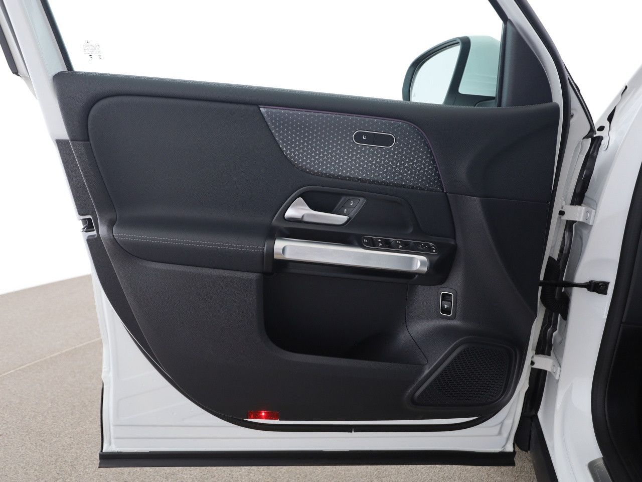 Mercedes-Benz EQB – Bild 12