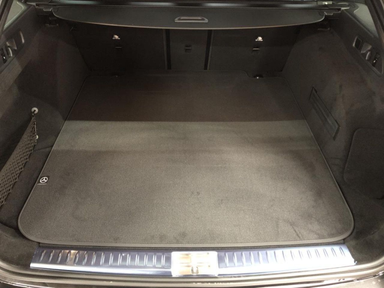 Mercedes-Benz E-Klasse – Bild 12