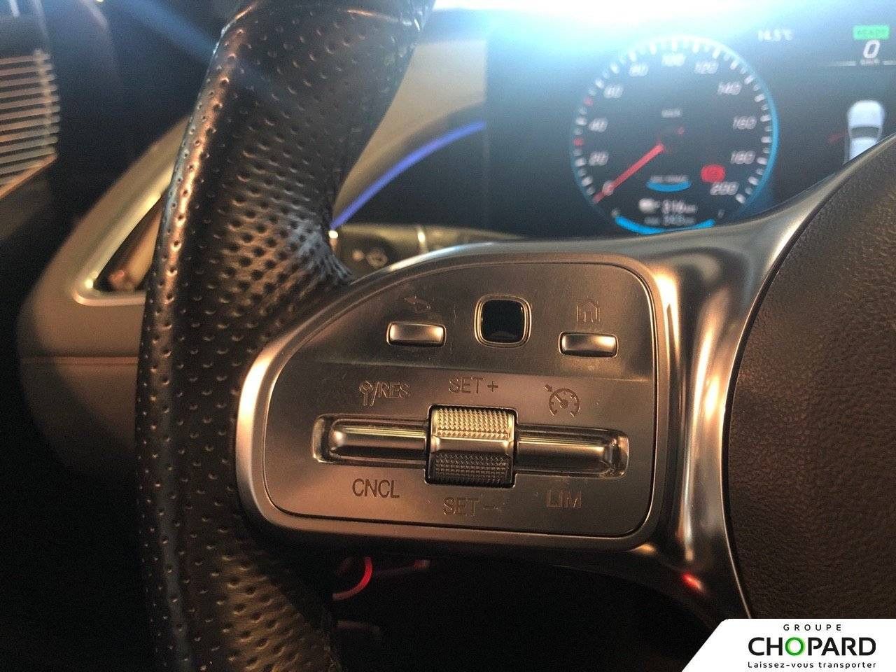 Photo du v&eacute;hicule 16 / 18