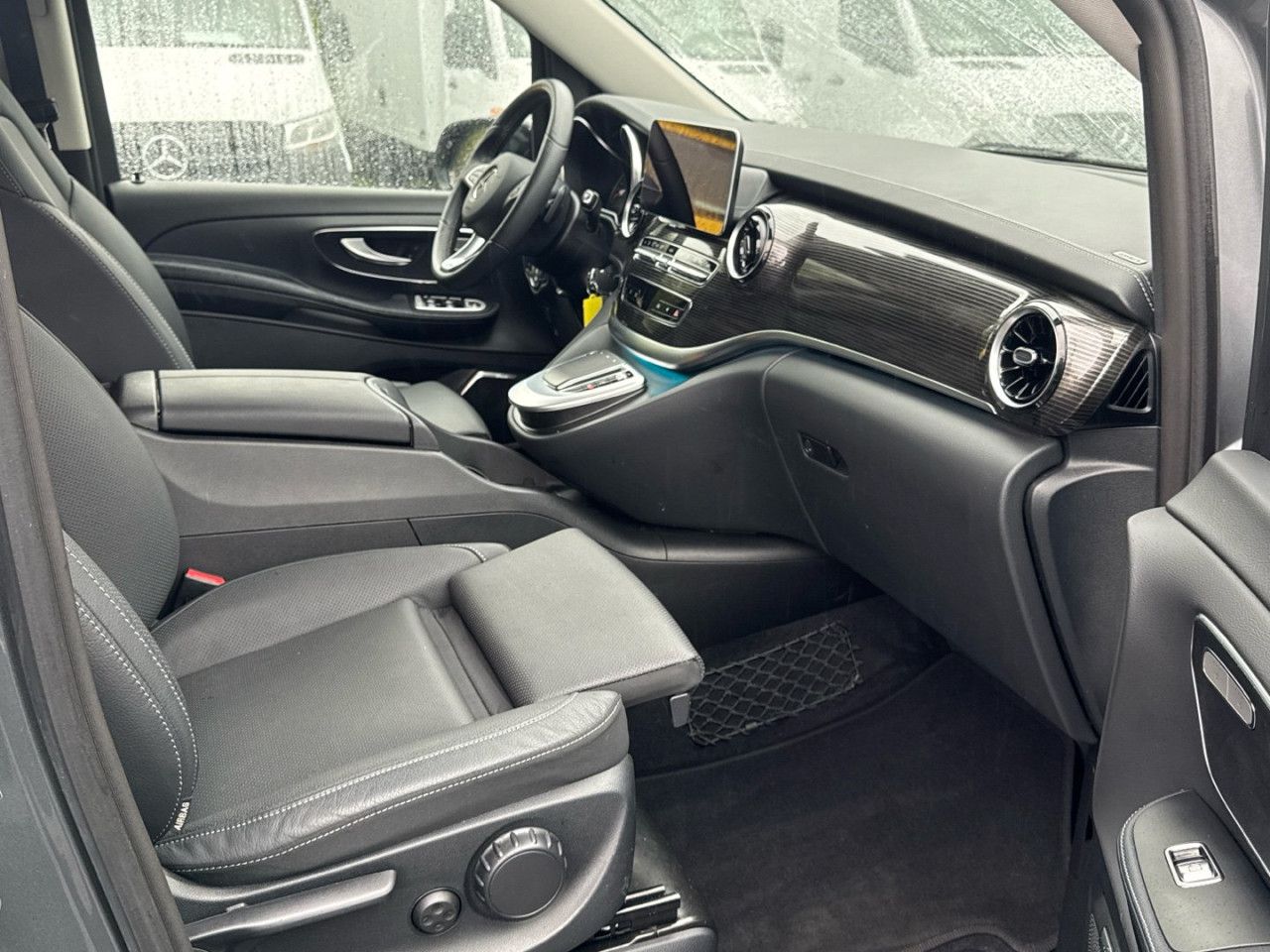 Mercedes-Benz EQV – Bild 14