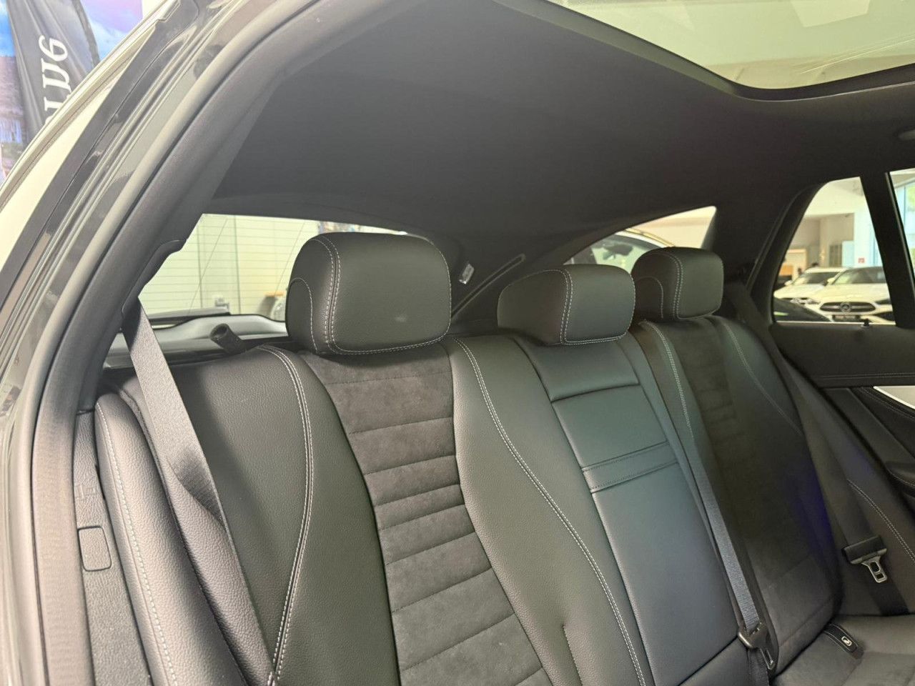Mercedes-Benz E-Klasse – Bild 22