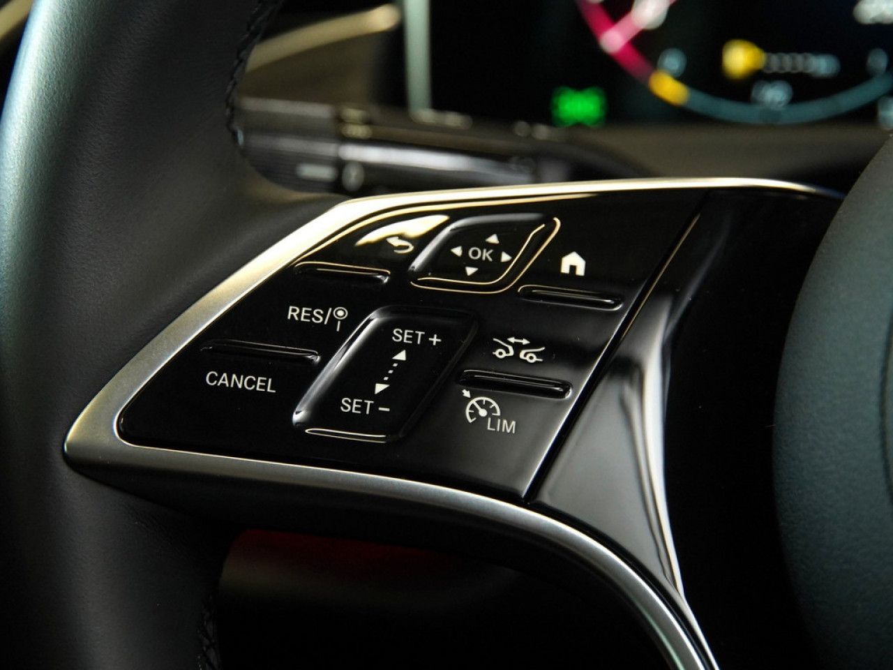 Mercedes-Benz E-Klasse – Bild 18