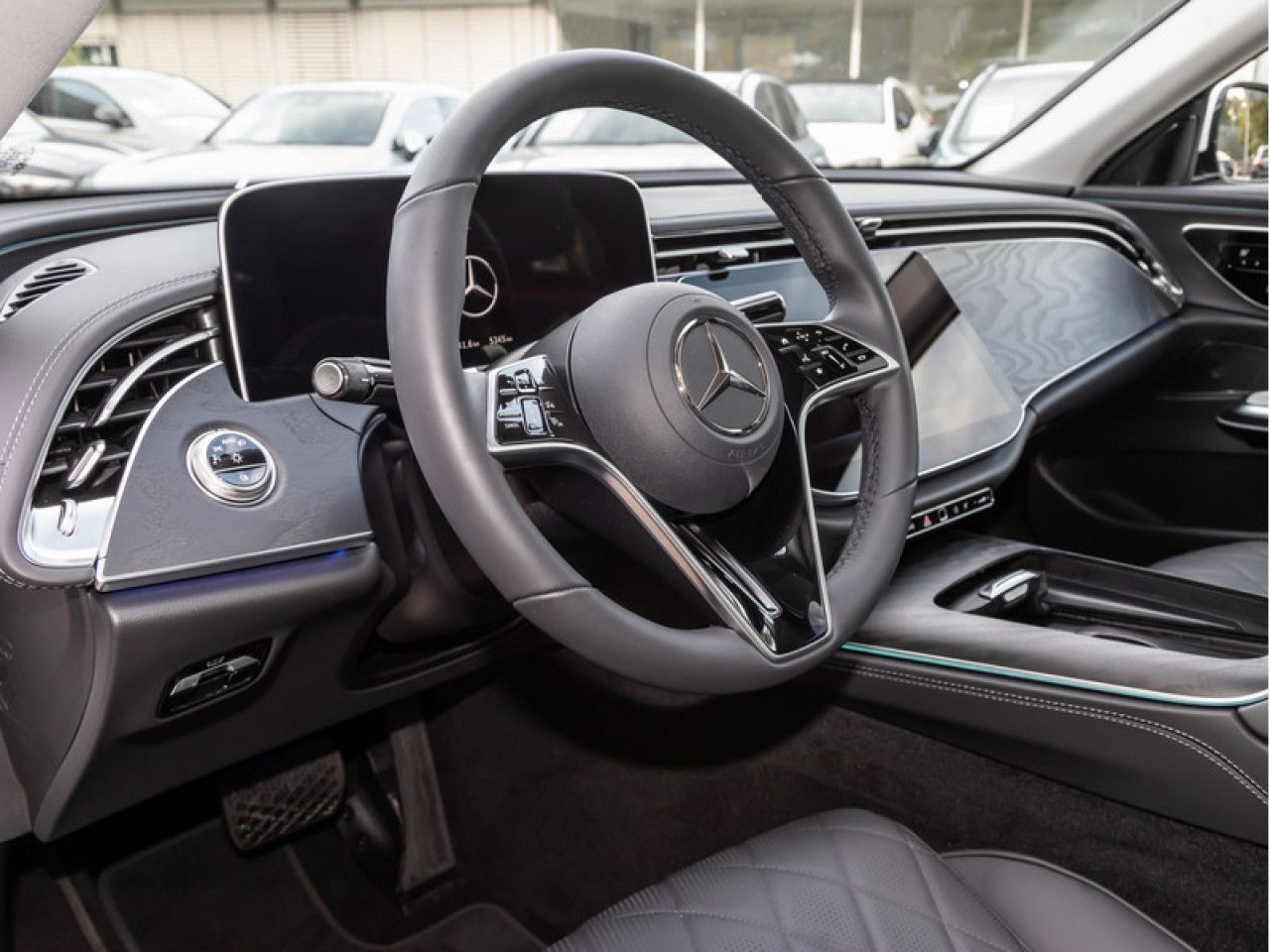 Mercedes-Benz E-Klasse – Bild 11