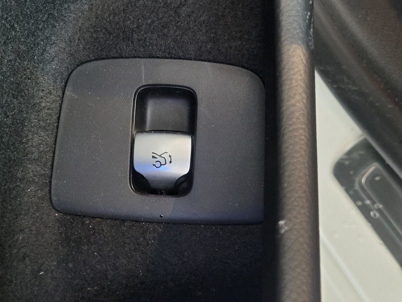 Mercedes-Benz E-Klasse – Bild 21