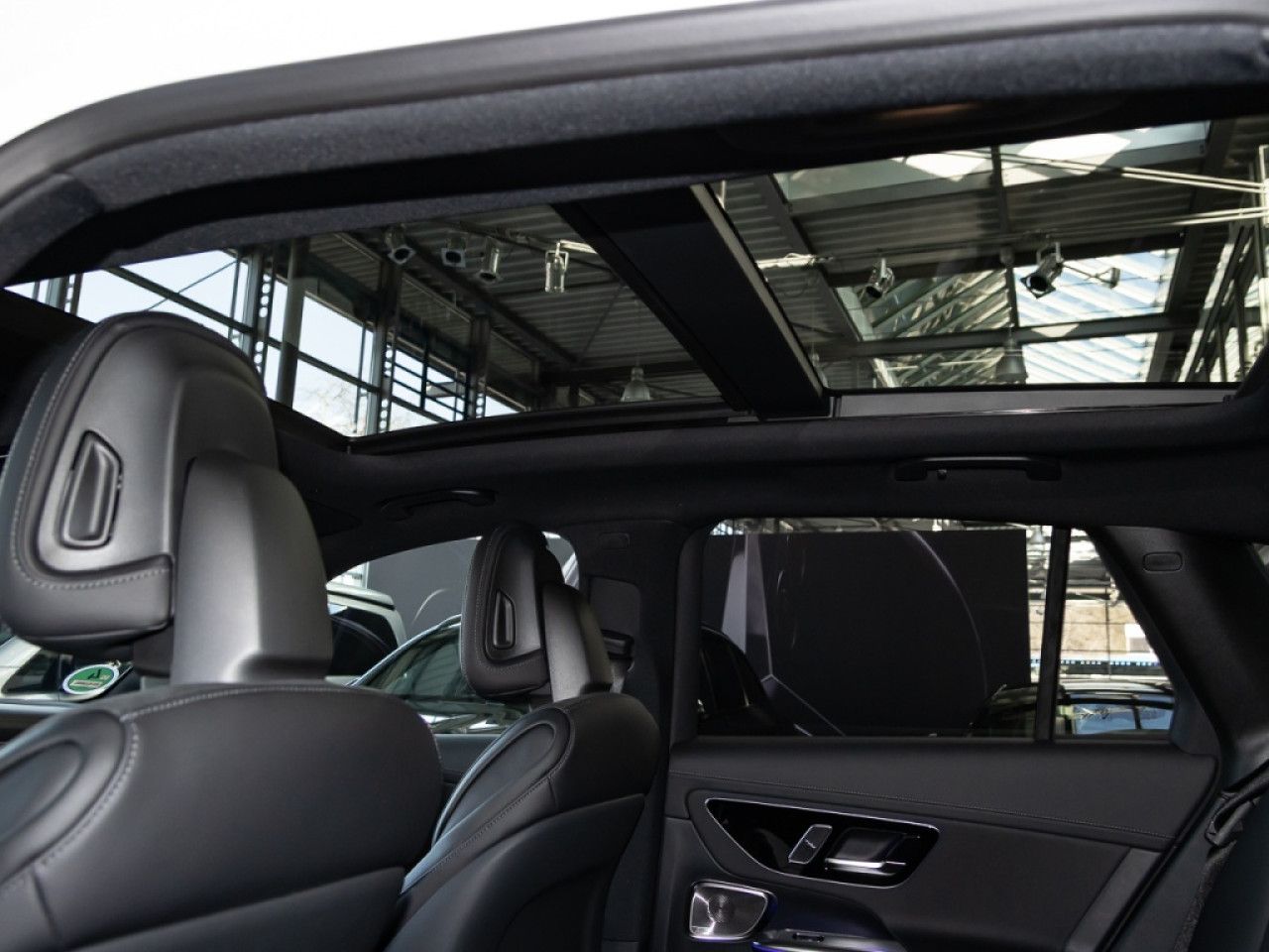 Mercedes-Benz GLC – Bild 12