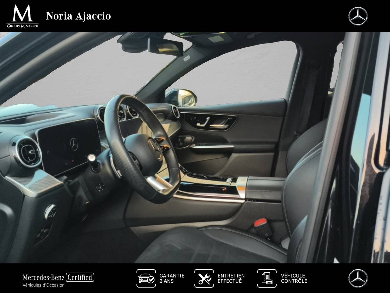 Photo du v&eacute;hicule 9 / 17