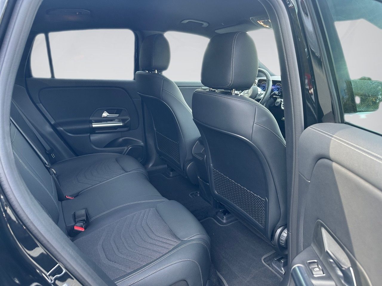 Mercedes-Benz EQA – Bild 12