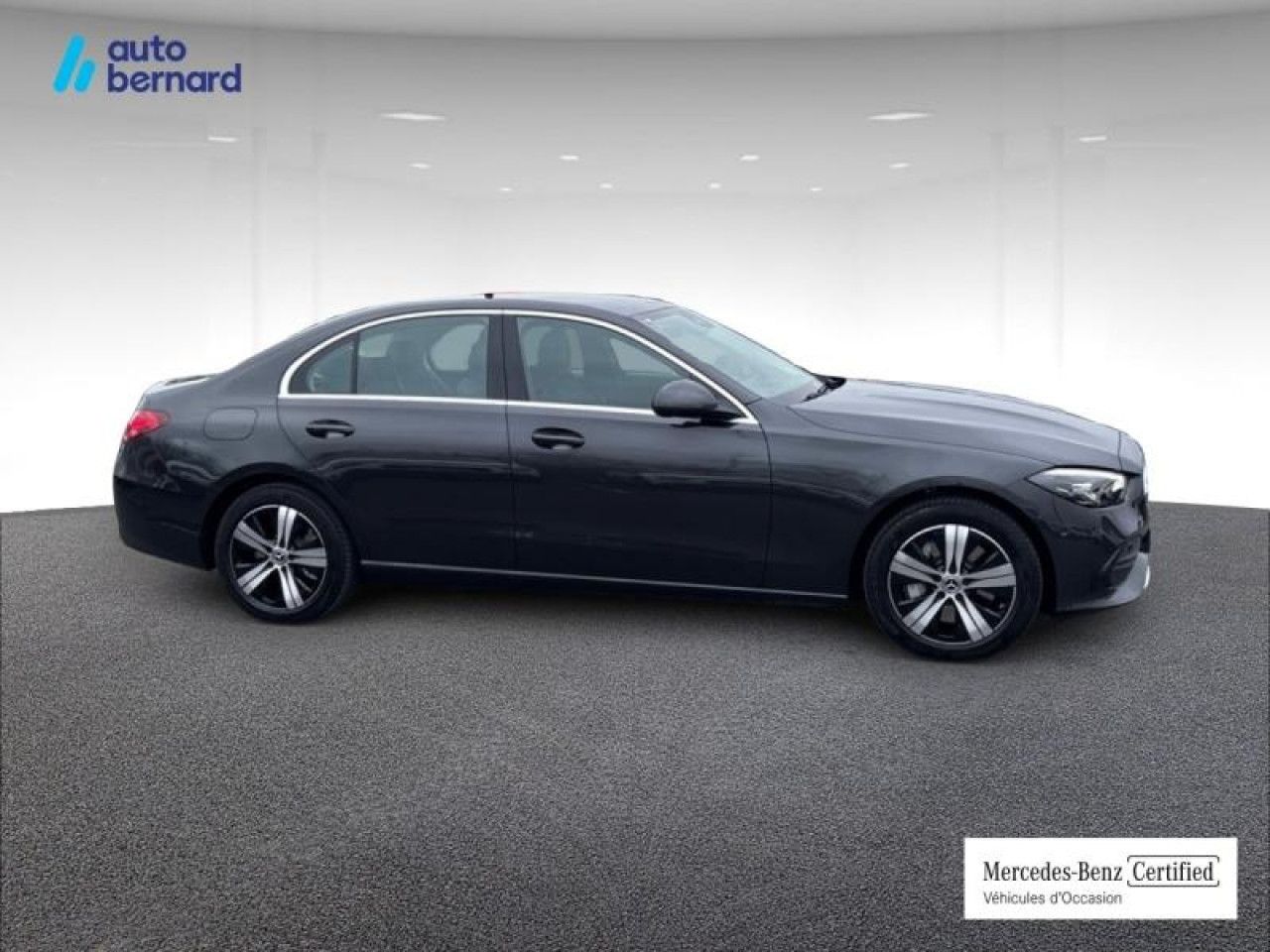 Photo du v&eacute;hicule 4 / 18