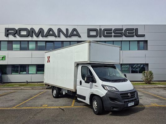 Vehicle image 1 / 7