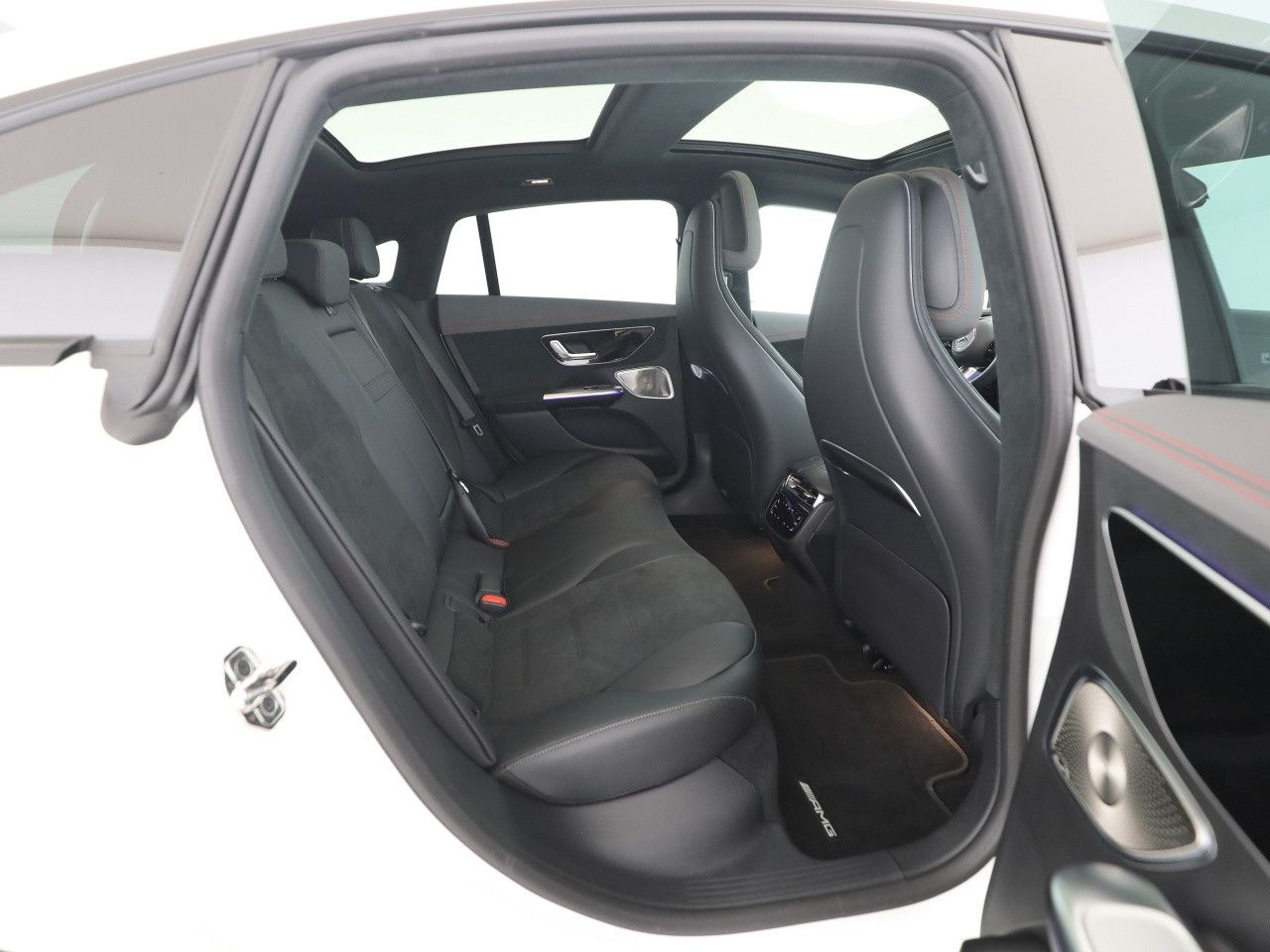Mercedes-Benz EQE – Bild 15