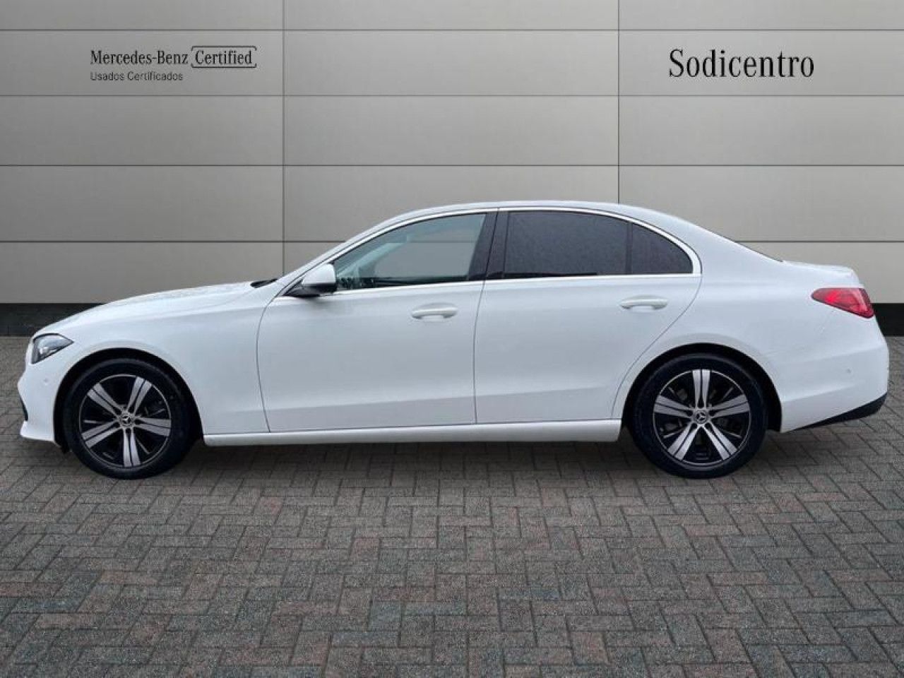 Imagem do ve&iacute;culo 9 / 20