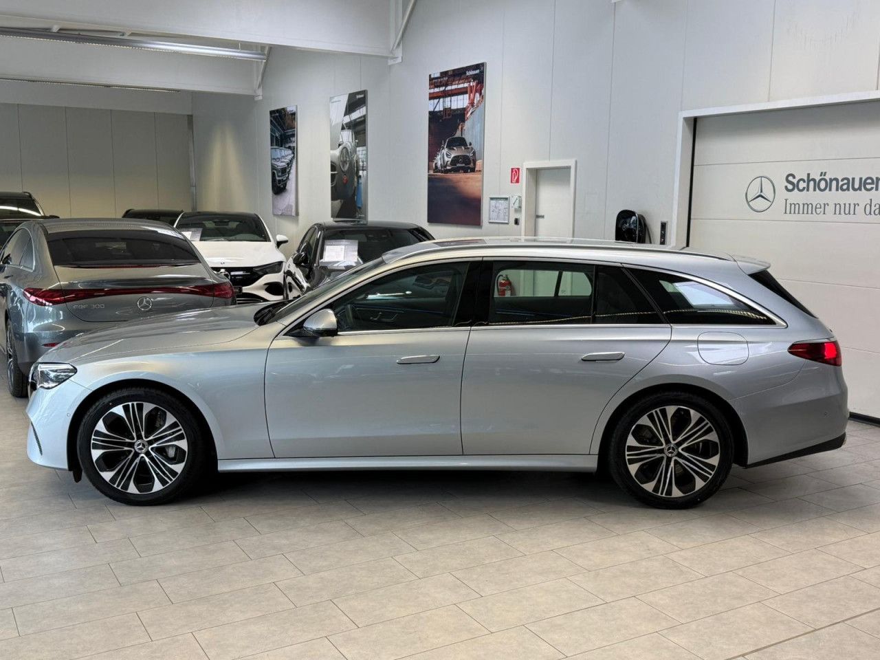 Mercedes-Benz E-Klasse – Bild 8