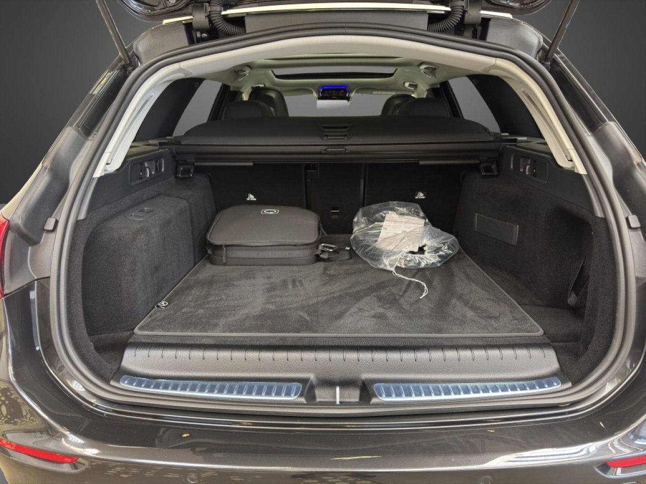 Mercedes-Benz C-Klasse – Bild 11