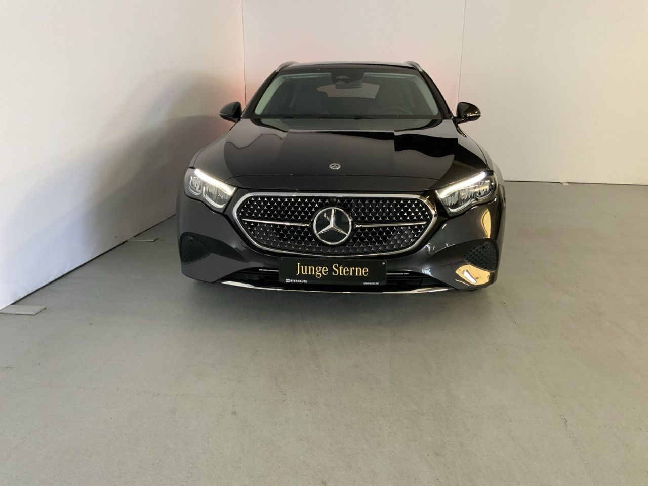 Mercedes-Benz E-Klasse – Bild 2