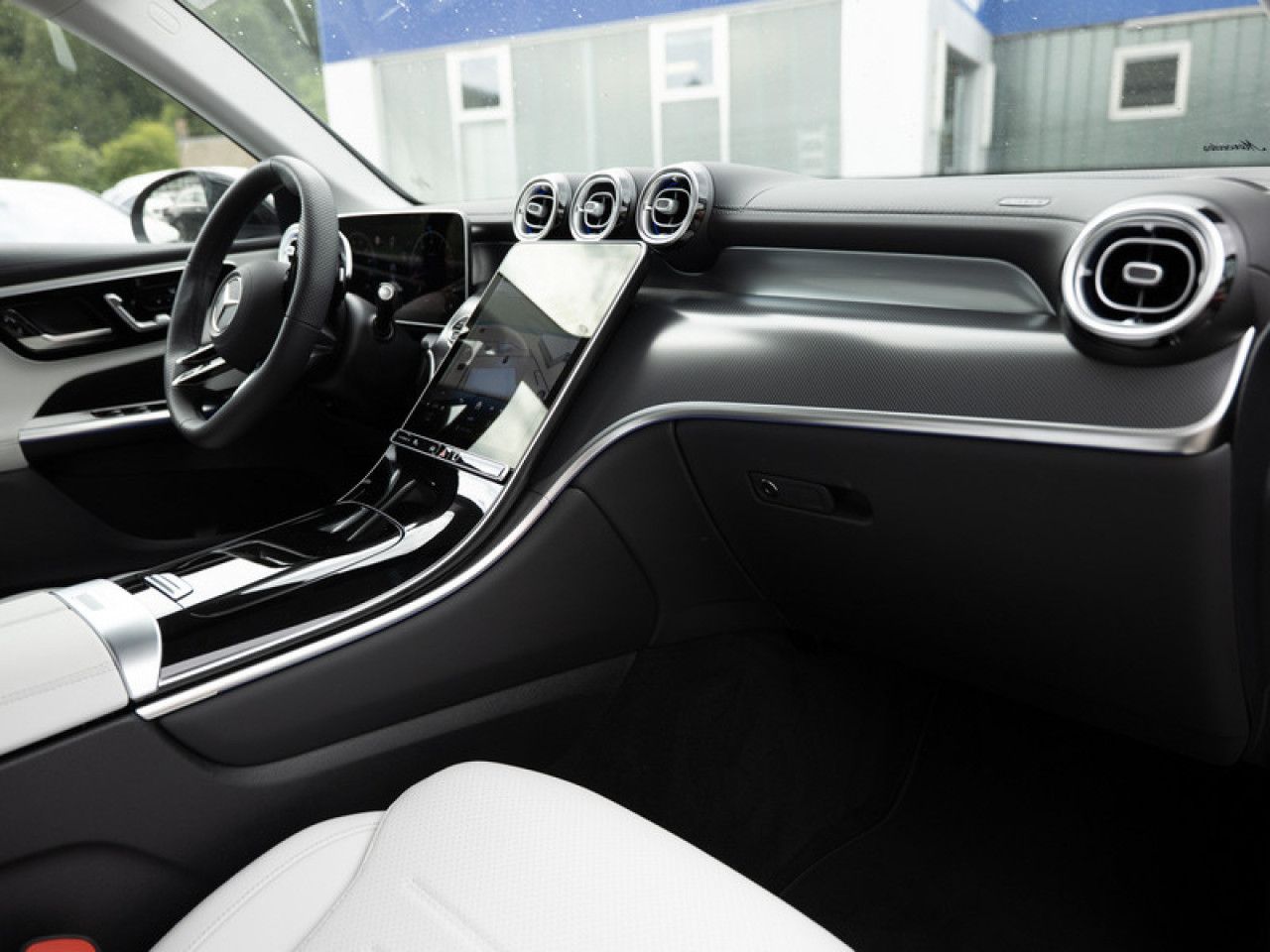 Mercedes-Benz GLC – Bild 2