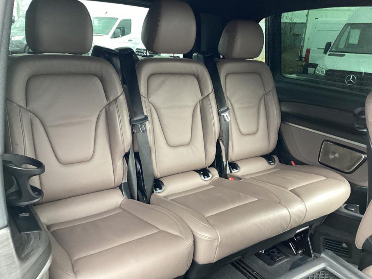 Fahrzeugbild 12 / 24