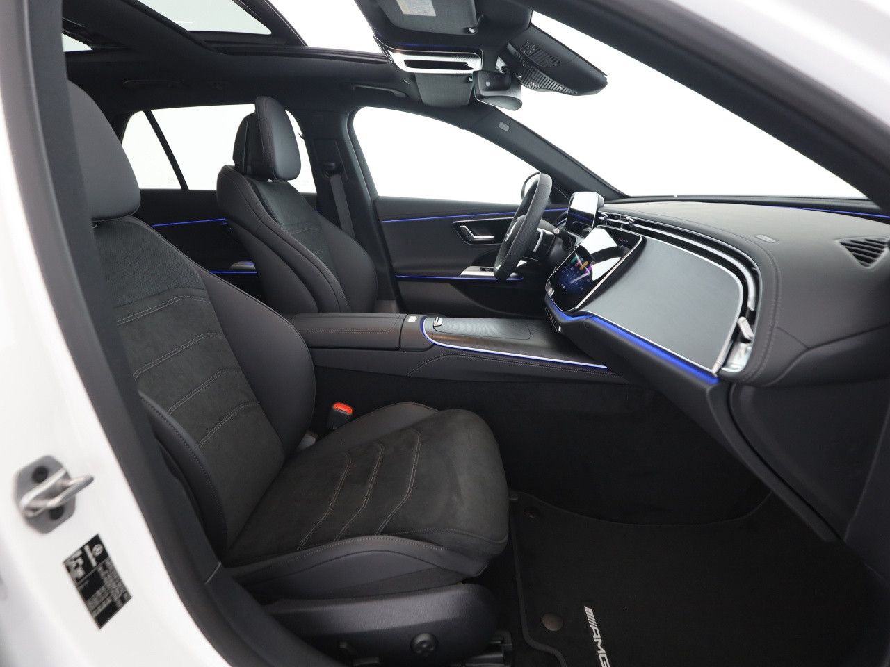Mercedes-Benz E-Klasse – Bild 9