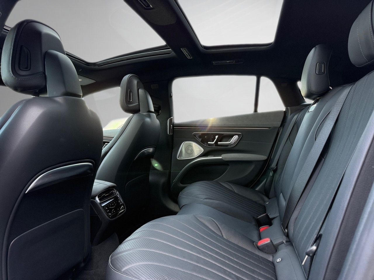 Mercedes-Benz EQS – Bild 14