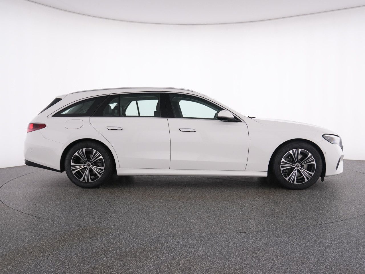 Mercedes-Benz E-Klasse – Bild 11
