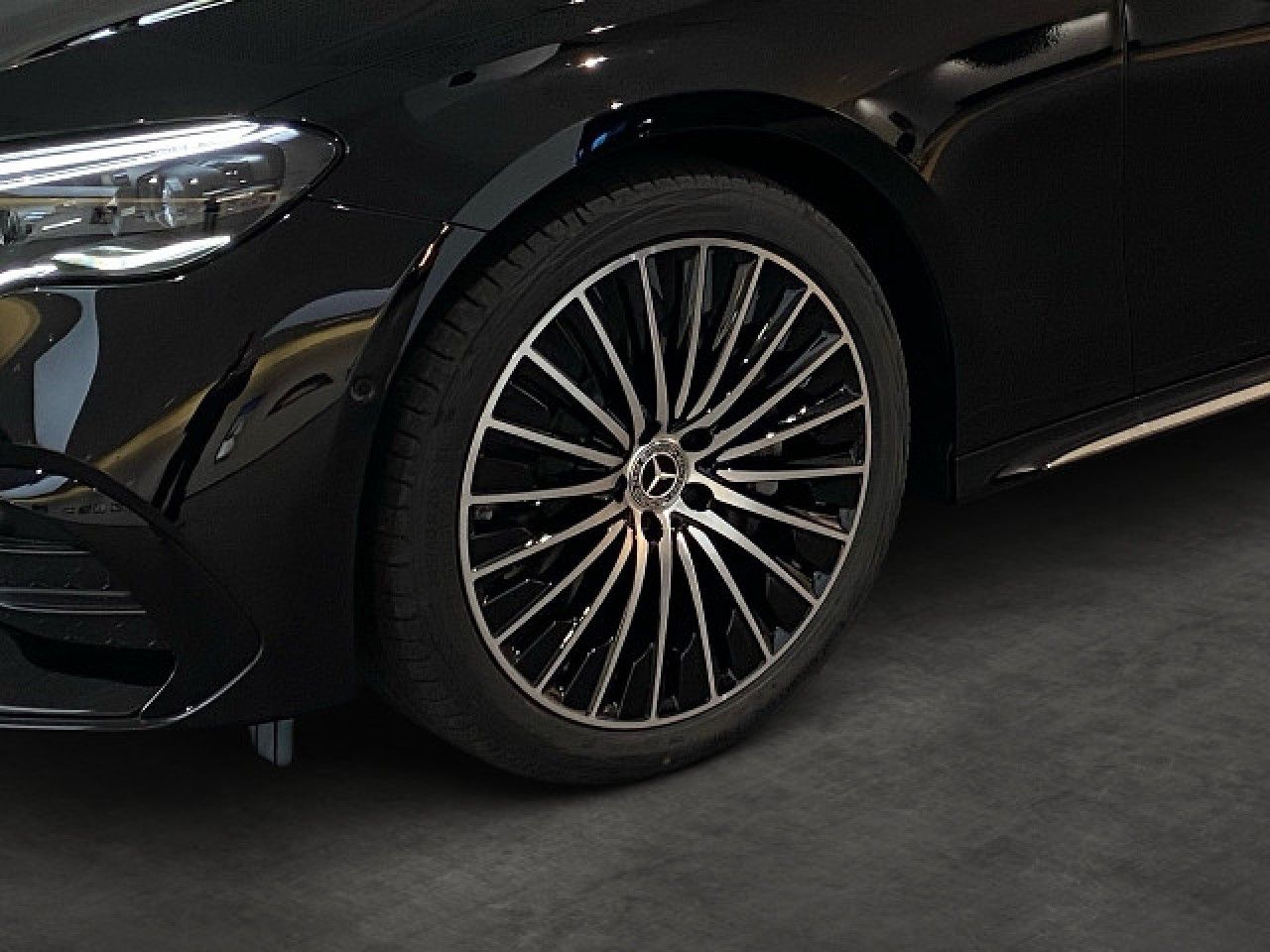 Mercedes-Benz E-Klasse – Bild 6